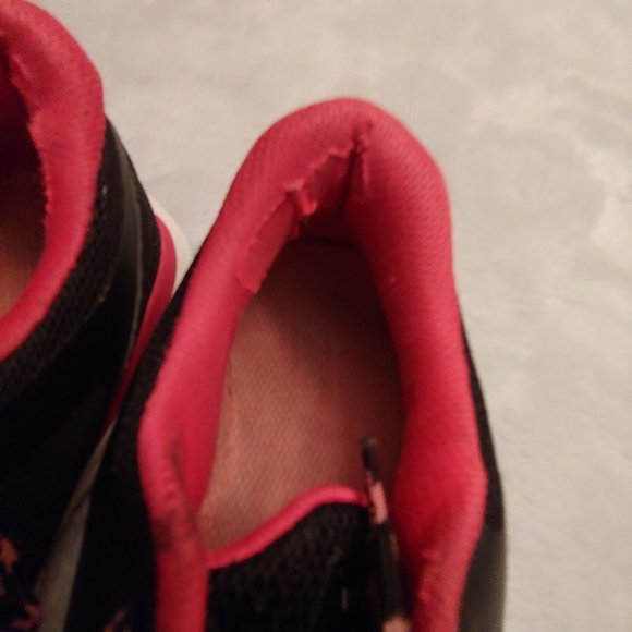 Vionic womens black and pink running sneaker - Picture 5 of 11